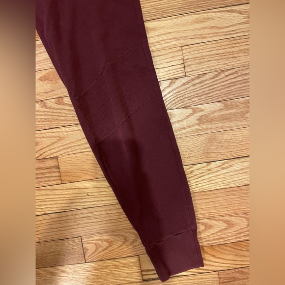 Hollister Size XS Comfy Jogger - Picture 11 of 11